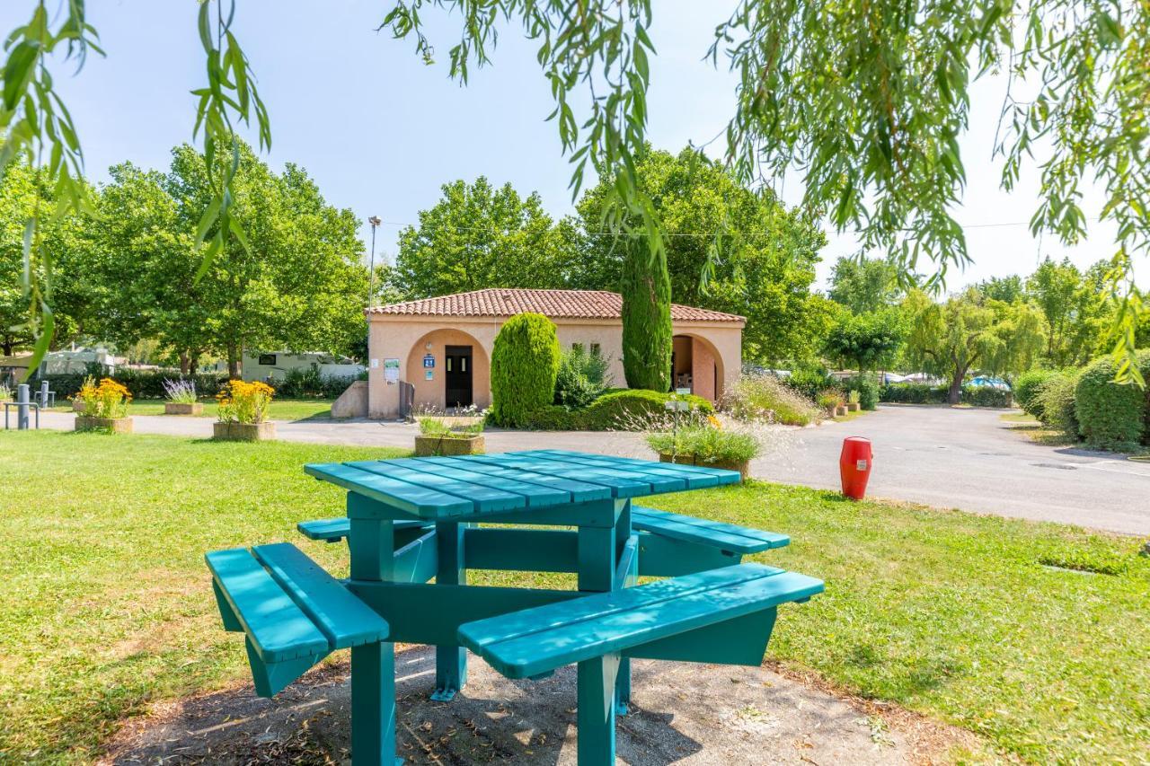 Camping Sites Et Paysages Les Pres Hauts Sisteron Ngoại thất bức ảnh