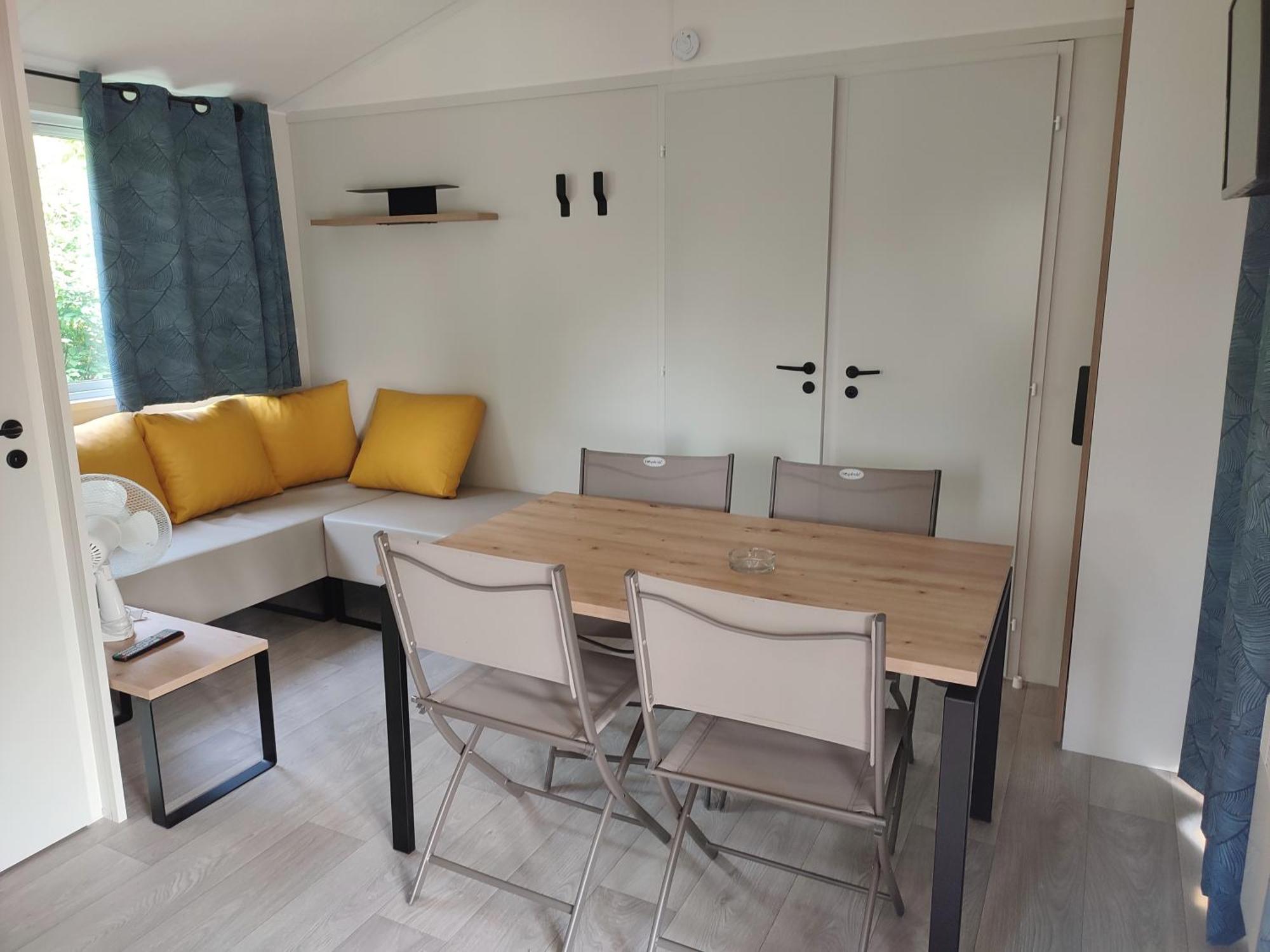 Camping Sites Et Paysages Les Pres Hauts Sisteron Ngoại thất bức ảnh