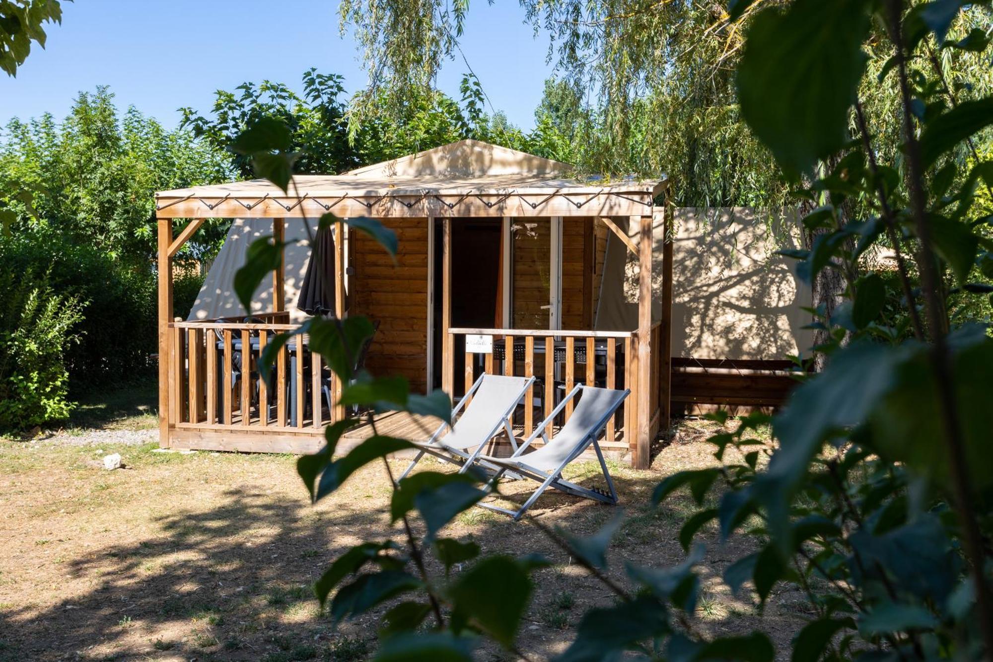 Camping Sites Et Paysages Les Pres Hauts Sisteron Ngoại thất bức ảnh